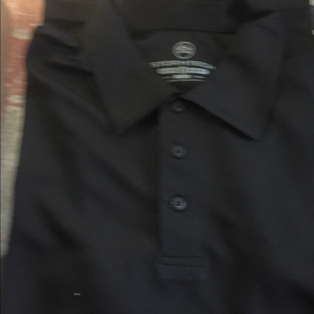 Storm tech golf T-shirt medium